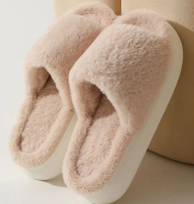 Cozy Intentions: Luxe Faux Lounge Slippers - The Defined Collective